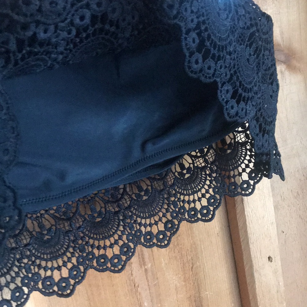 Bathing suit top - Picture 3 of 3